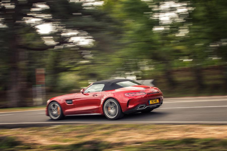 Mercedes-AMG GT C Roadster 2017 года  (UK) (фото 11 из 40)